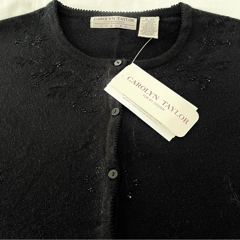 NWT Carolyn Taylor Luxury BLACK FLORAL EMBROIDERED BEADED CARDIGAN KNIT SWEATER